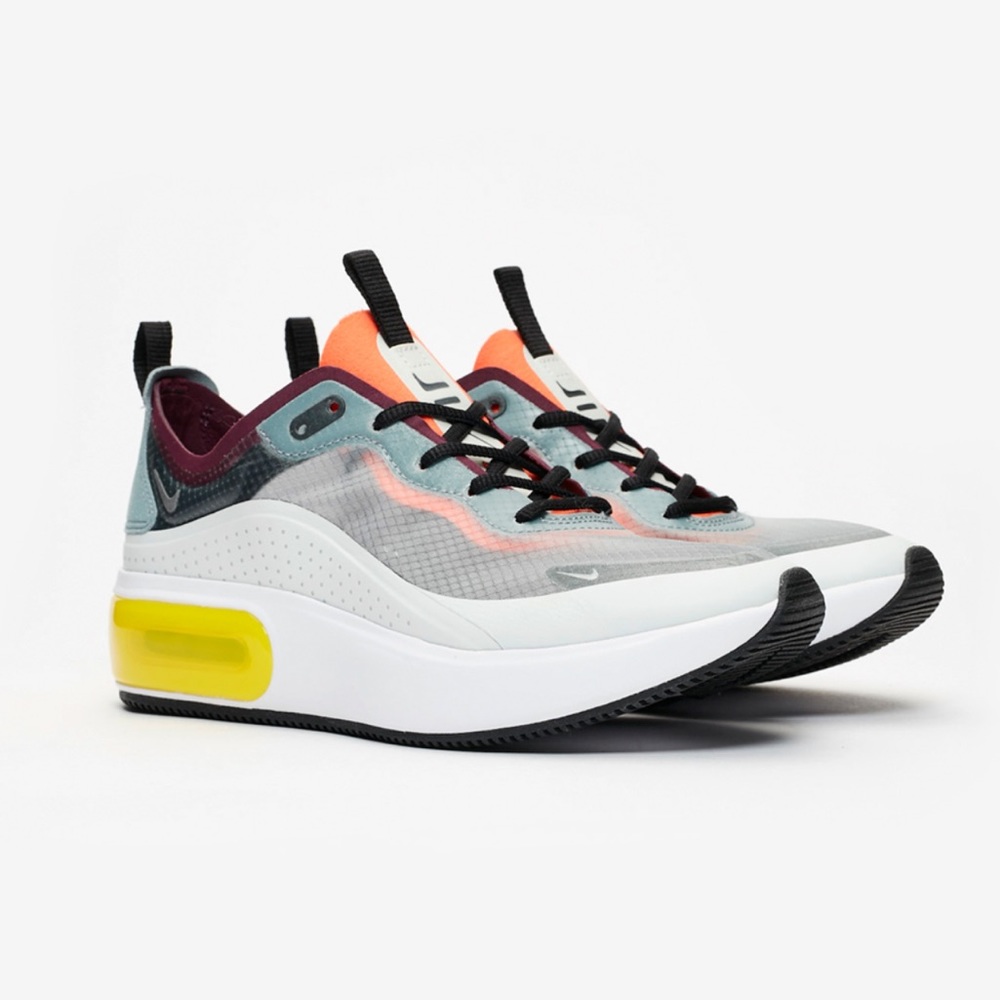 New Nike Air Max Dia SE QS Women's Shoes. 
Size 7.5